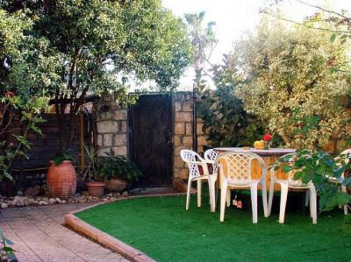Villa Hadar Bakfar Yesud HaMa'ala Exterior foto